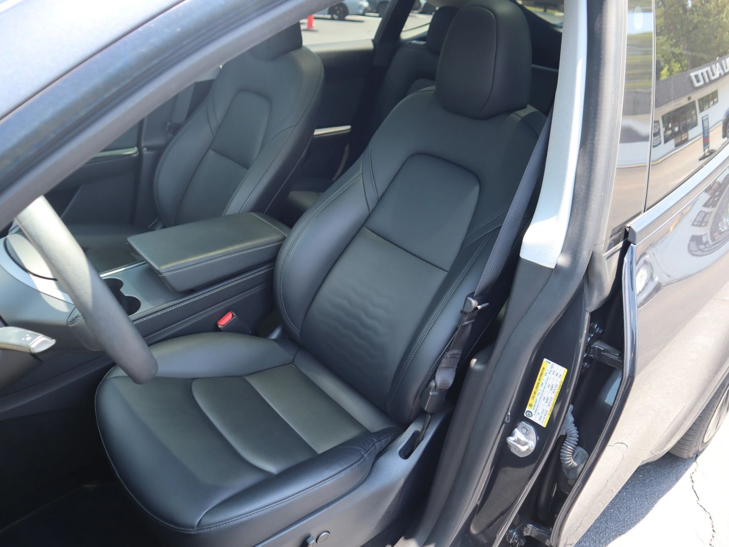 tesla model y 2024 7SAYGDEEXRA247860 image tesla model y 2024 7SAYGDEEXRA247860 image